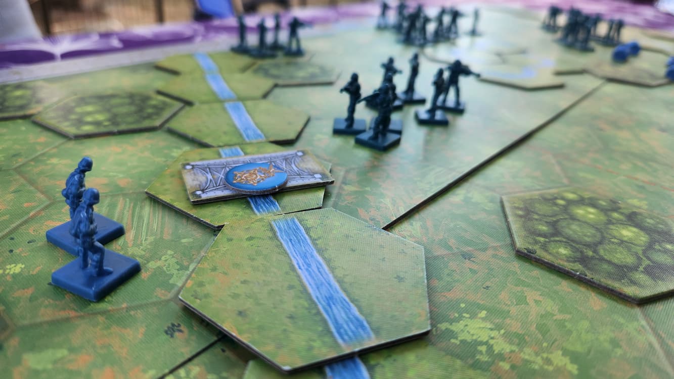 Allied begin pressing towards Side Bridge